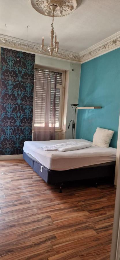 Zimmer In Кайзерслаутерн Екстериор снимка
